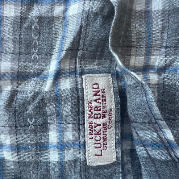 Lucky Brand Shirt Men’s Size Large Grey and White Plaid Snap Button Up - Picture 4 of 7